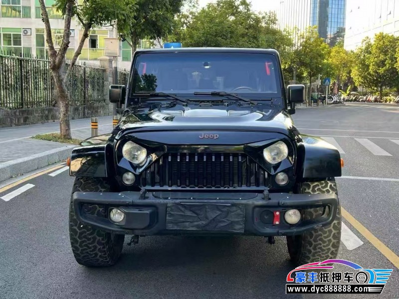 18年Jeep牧马人轿车抵押车出售