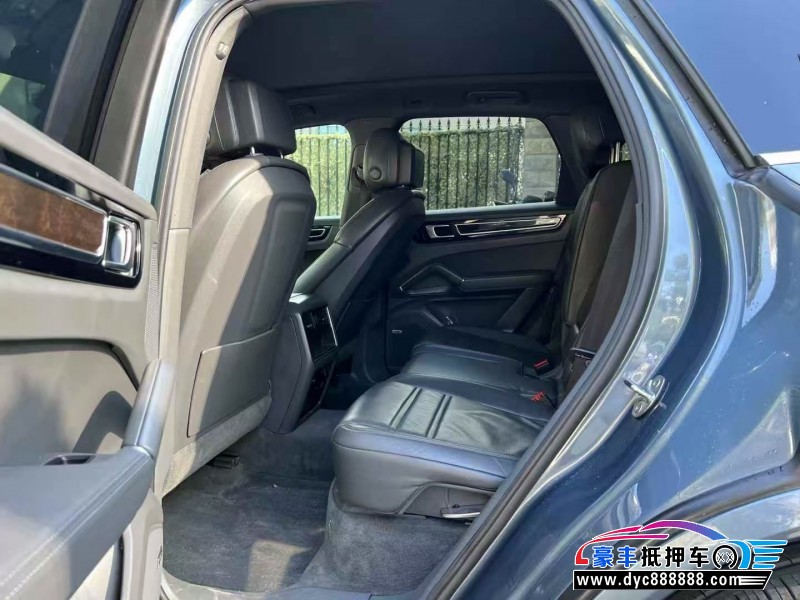 19年保时捷卡宴轿车抵押车出售