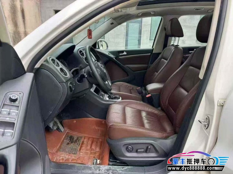 14年大众途观轿车抵押车出售