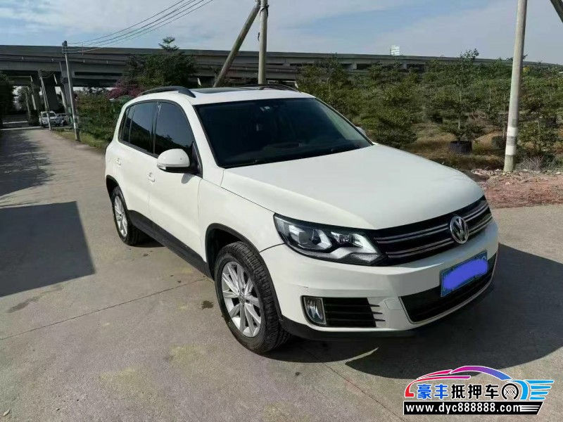 抵押车出售19年大众途观轿车