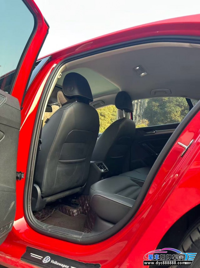 21年大众凌渡轿车抵押车出售