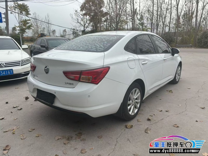 17年别克威朗轿车抵押车出售