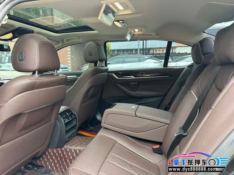 21年宝马5系轿车抵押车出售