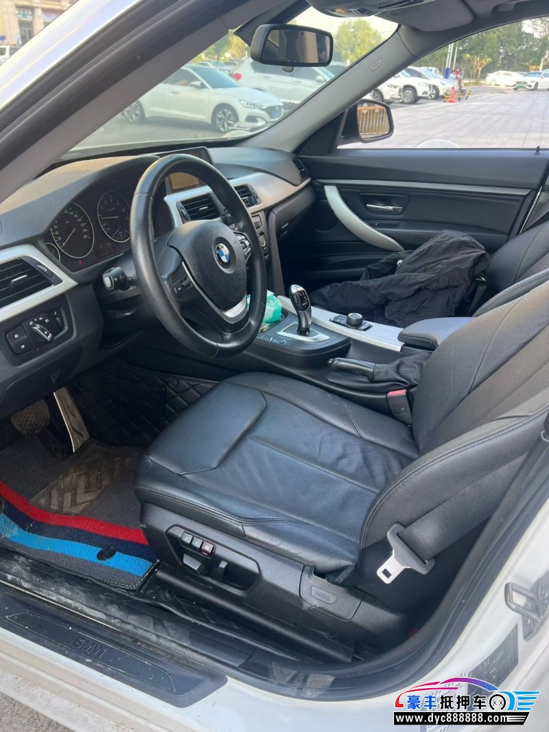 15年宝马3系轿车抵押车出售