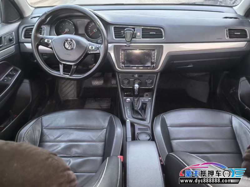 17年大众朗行轿车抵押车出售