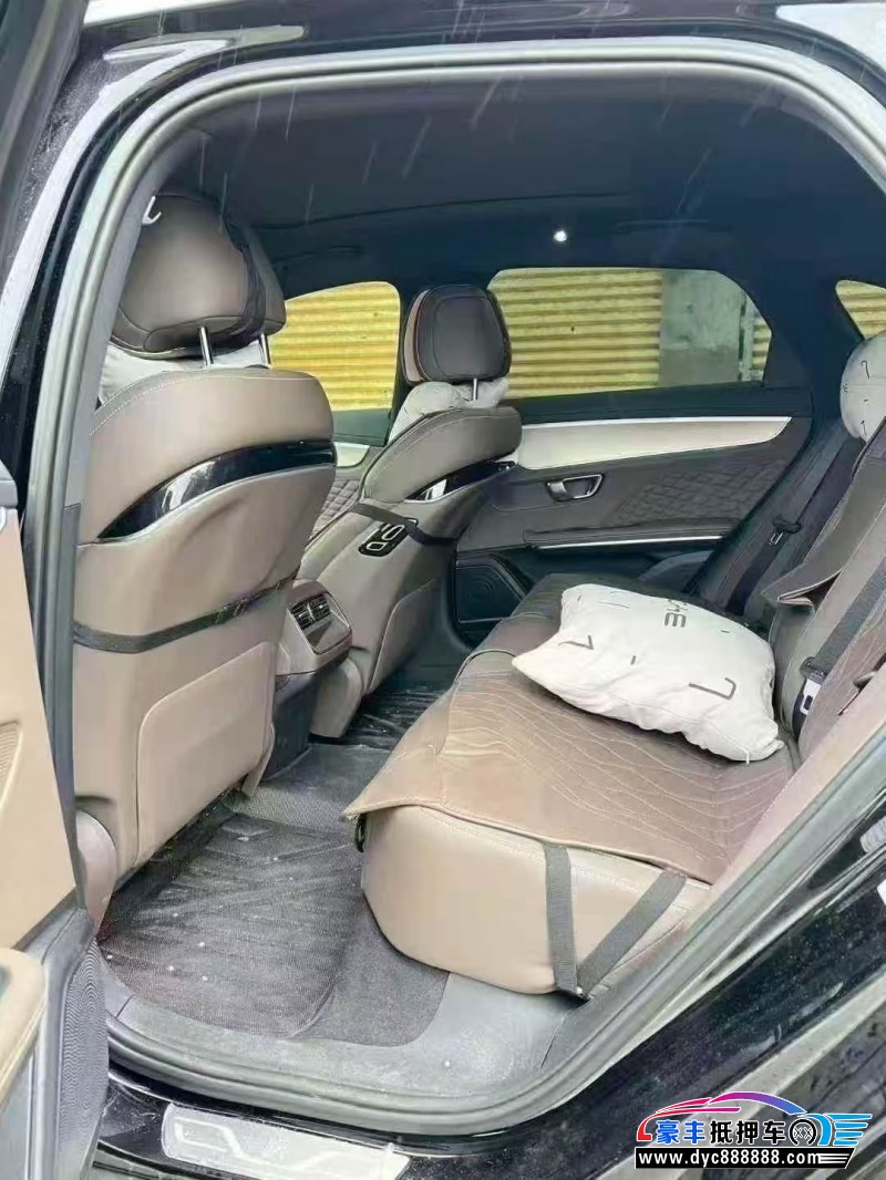 24年比亚迪汉轿车抵押车出售