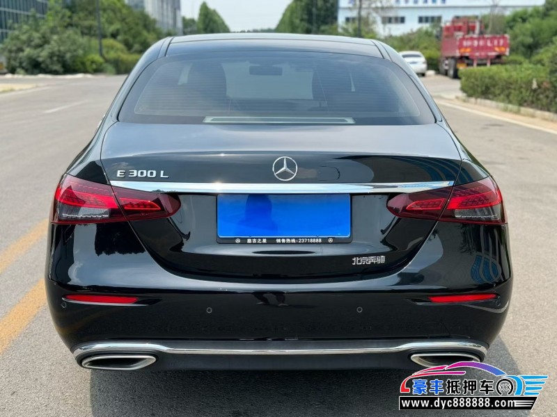 22年奔驰E轿车抵押车出售