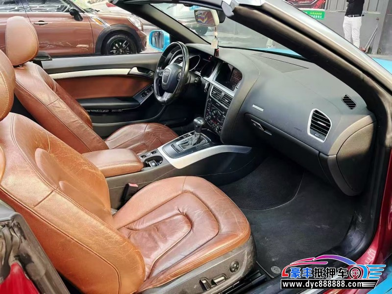 11年奥迪A5跑车抵押车出售