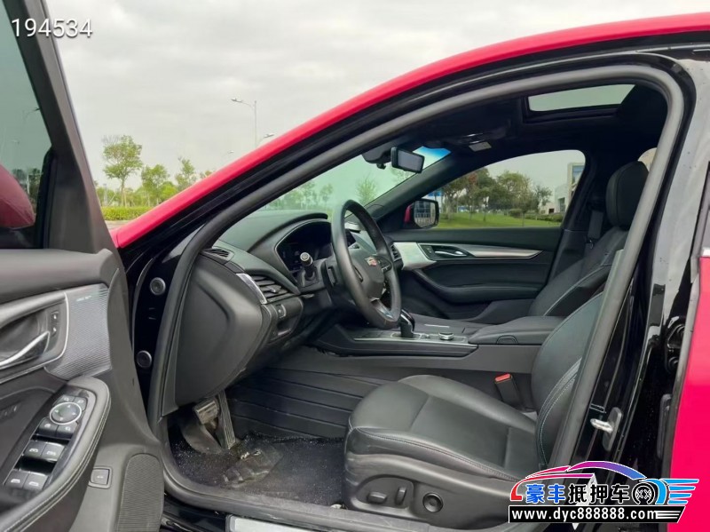 22年凯迪拉克CT5轿车抵押车出售