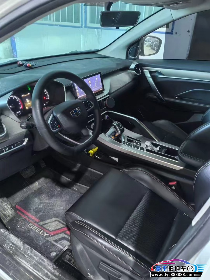 19年吉利缤越轿车抵押车出售