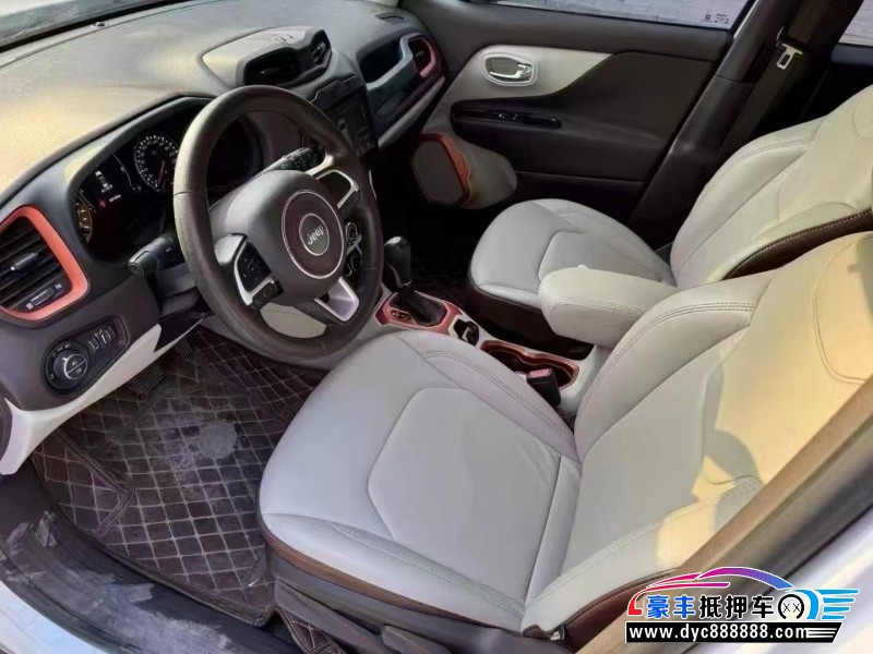 17年Jeep自由侠轿车抵押车出售