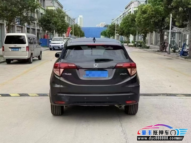 17年本田缤智轿车抵押车出售