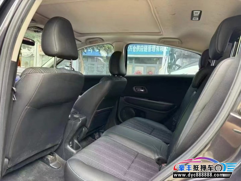 17年本田缤智轿车抵押车出售