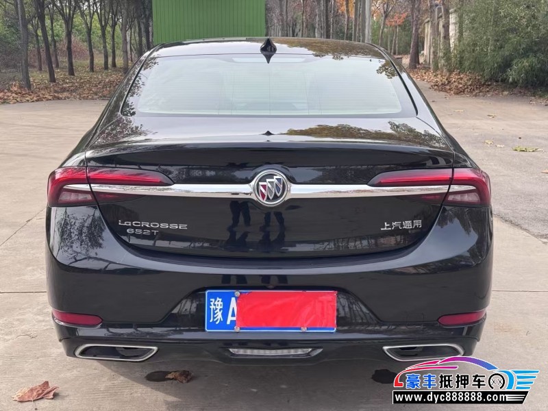 20年别克君越轿车抵押车出售