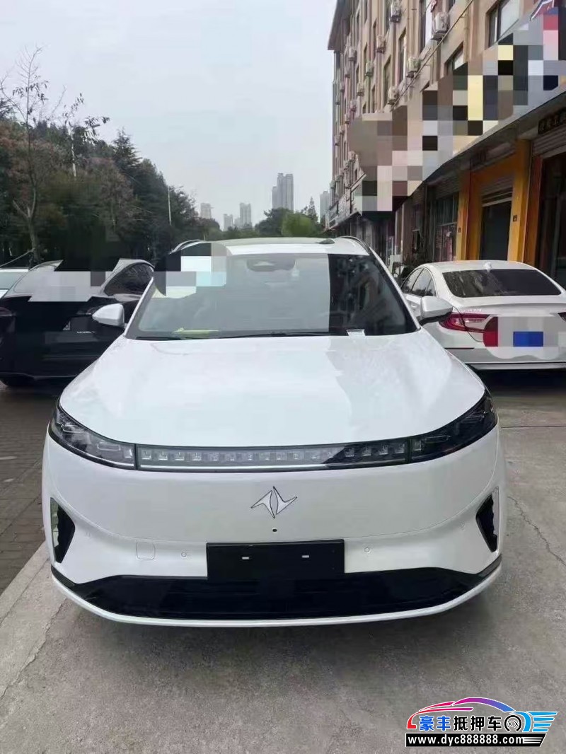 25年东风风神奕炫轿车抵押车出售