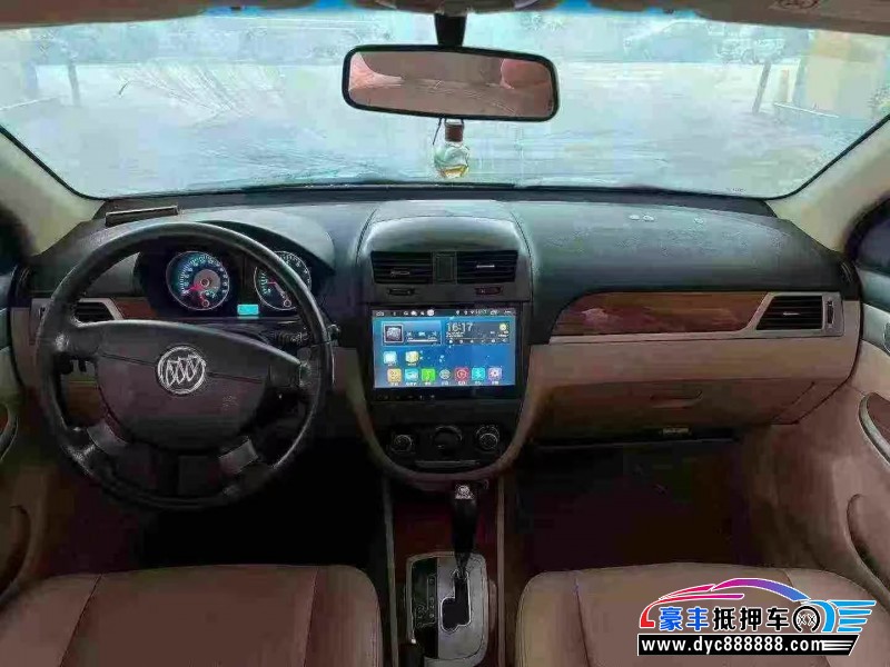 15年别克凯越轿车抵押车出售