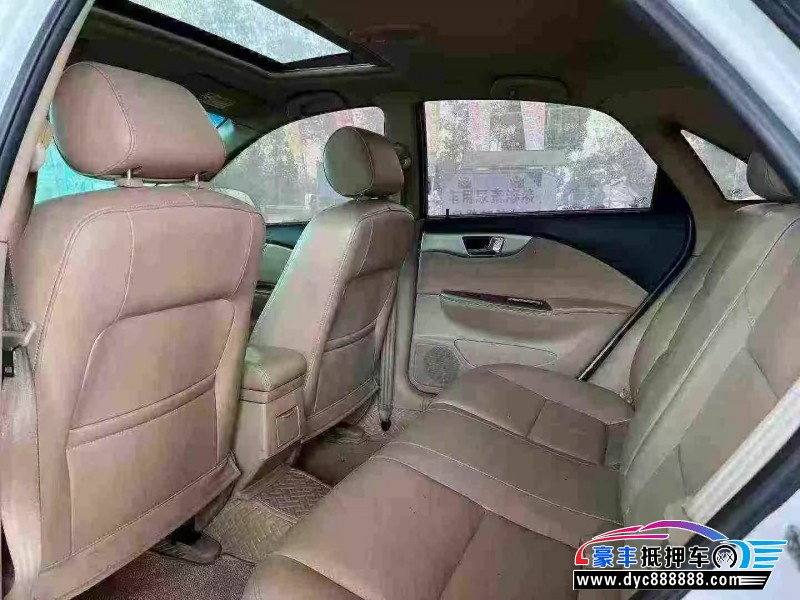 15年别克凯越轿车抵押车出售