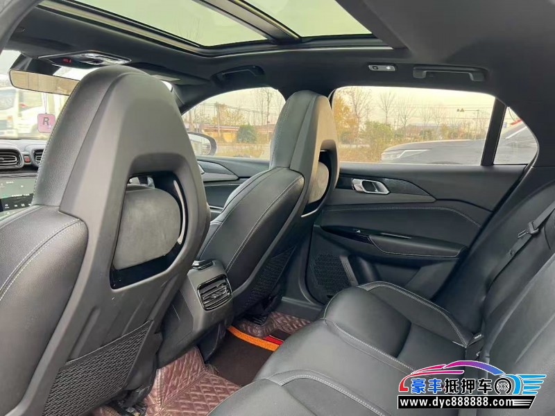 21年领克03轿车抵押车出售