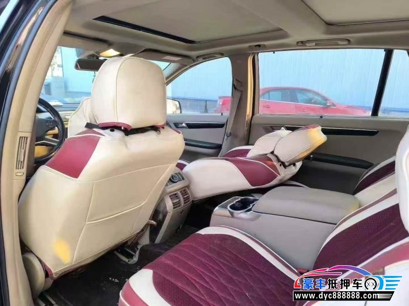 15年奔驰R轿车抵押车出售