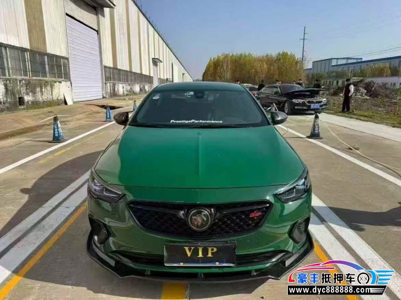 抵押车出售18年别克君威轿车