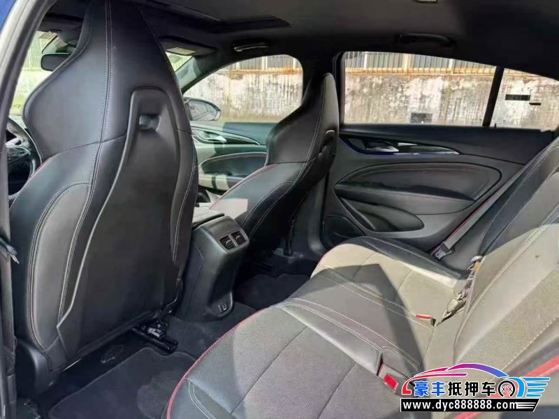 18年别克君威轿车抵押车出售