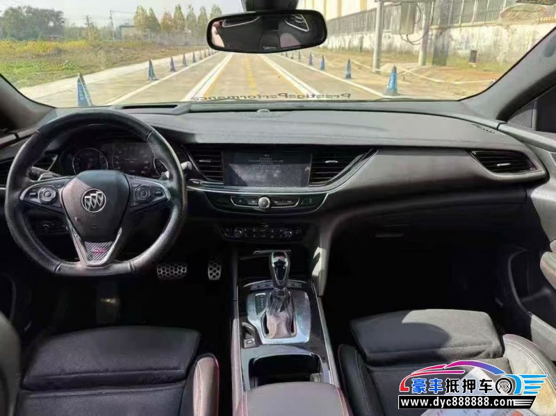 18年别克君威轿车抵押车出售