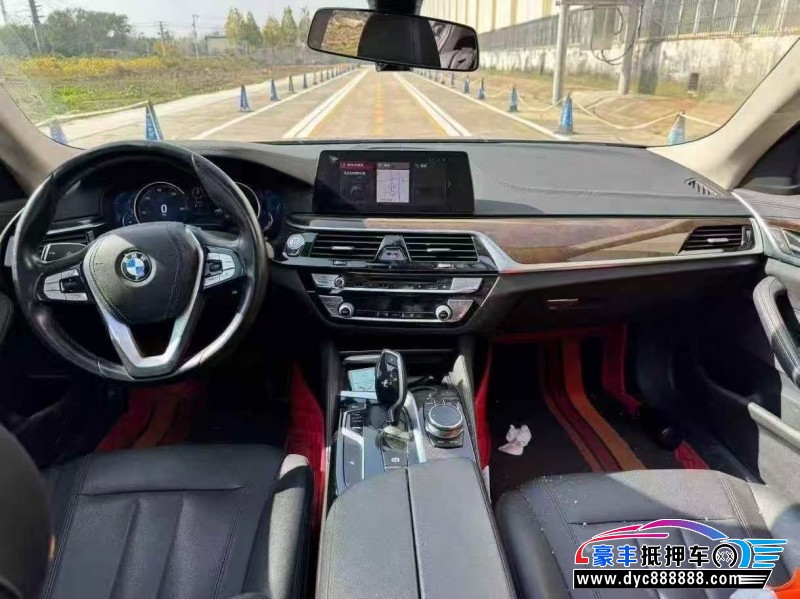 18年宝马5系轿车抵押车出售