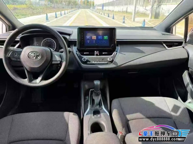 23年丰田雷凌轿车抵押车出售