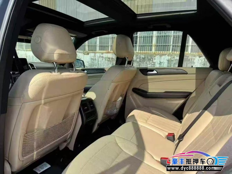 17年奔驰GLE轿车抵押车出售