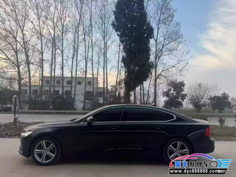 18年沃尔沃S90轿车抵押车出售