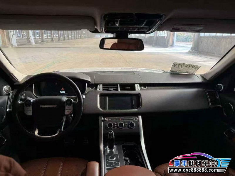 16年路虎揽胜运动轿车抵押车出售