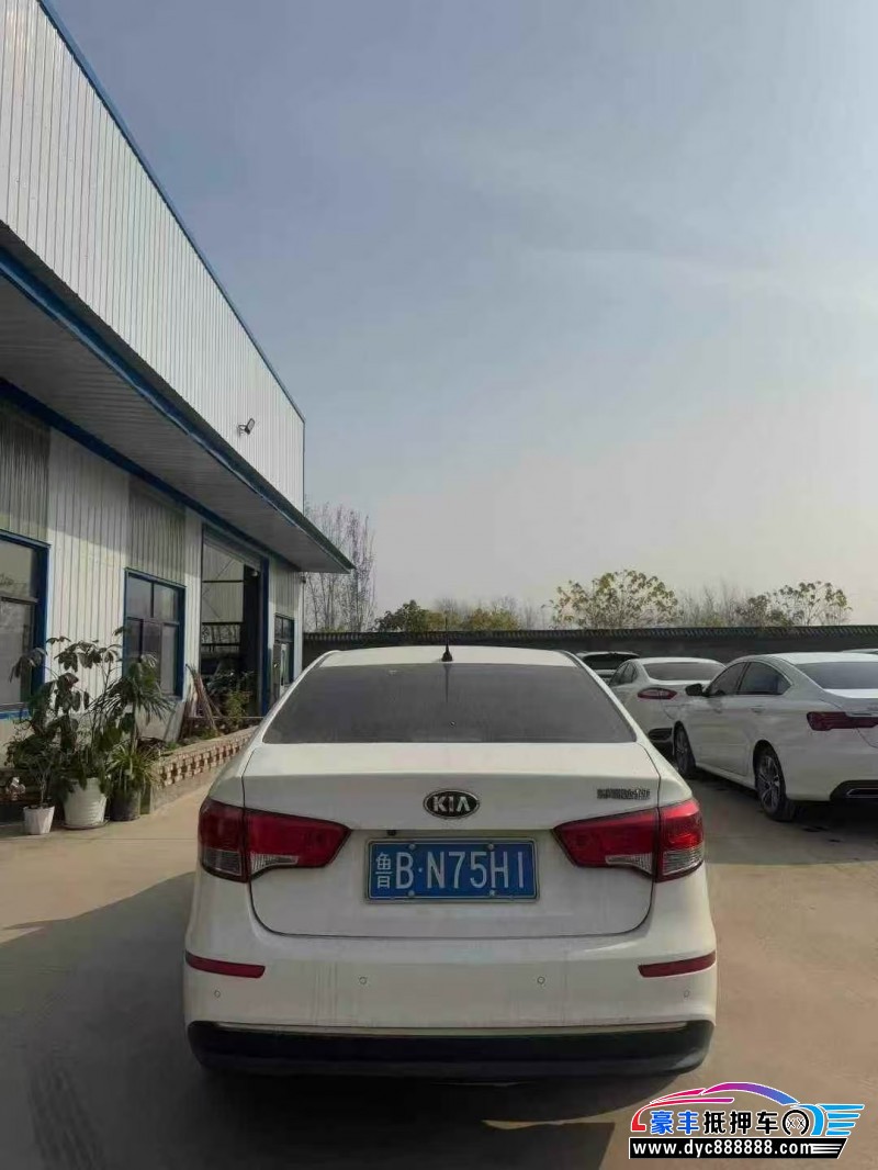 15年起亚K2轿车抵押车出售