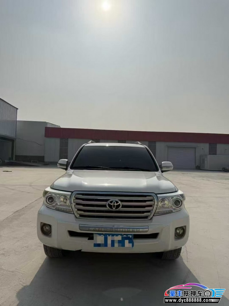 抵押车出售14年丰田兰德酷路泽（陆巡）轿车