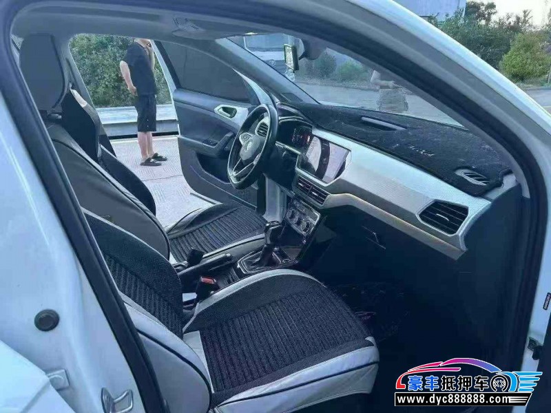 21年大众探影轿车抵押车出售