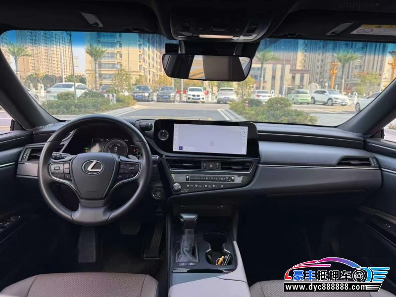 24年雷克萨斯ES轿车抵押车出售