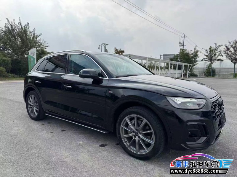 23年奥迪Q5轿车抵押车出售