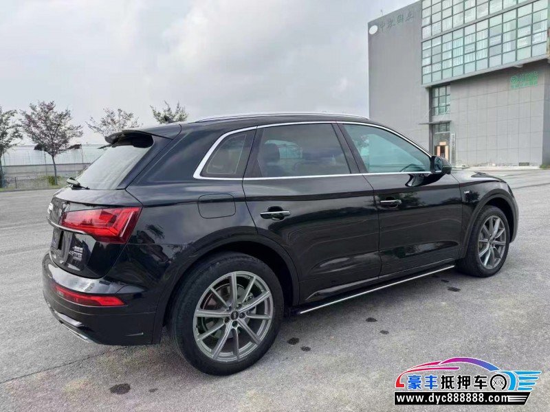 23年奥迪Q5轿车抵押车出售