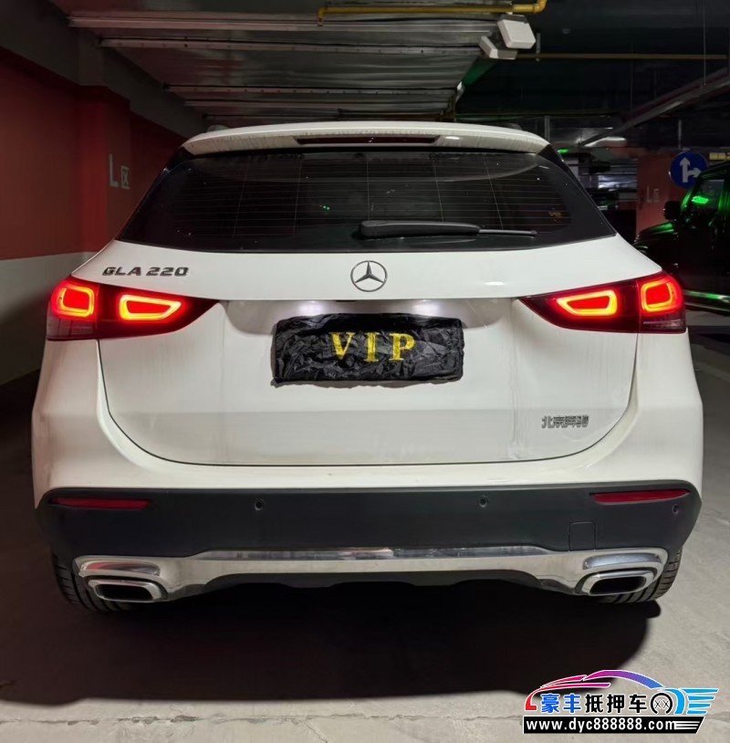 23年奔驰GLA轿车抵押车出售