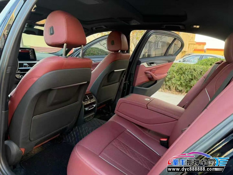 21年宝马5系轿车抵押车出售