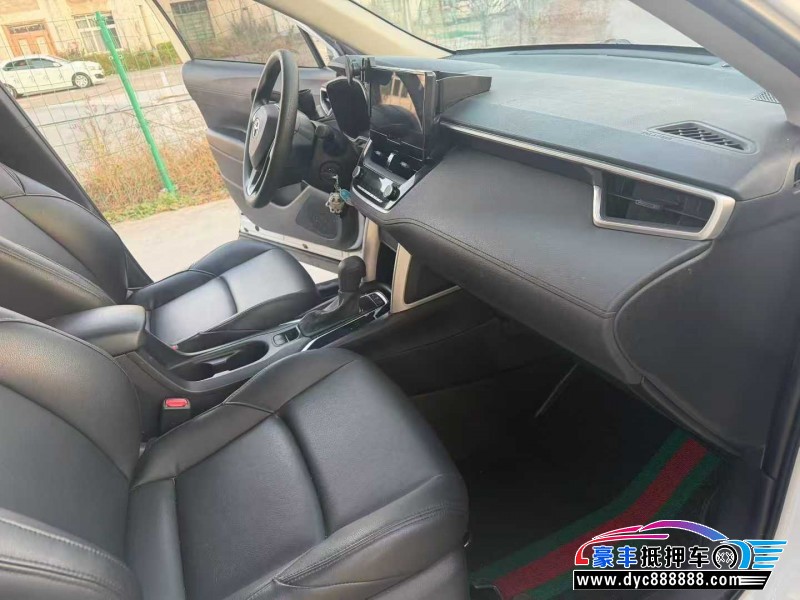 23年丰田锋兰达轿车抵押车出售