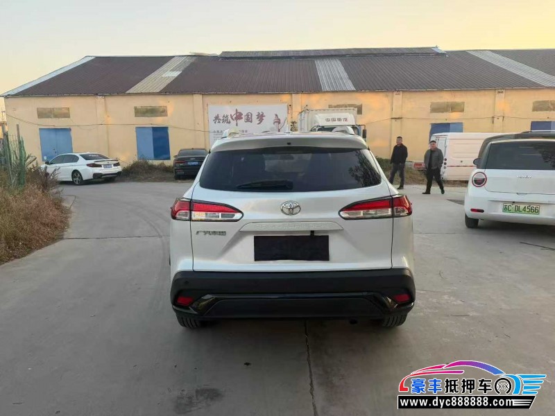 23年丰田锋兰达轿车抵押车出售