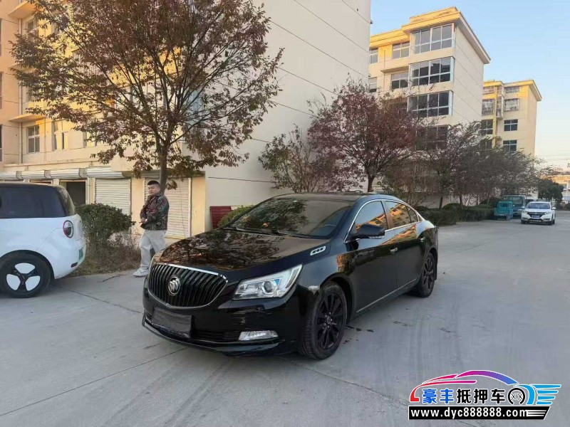 15年别克君越轿车抵押车出售