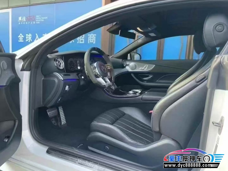 18年奔驰E轿车抵押车出售