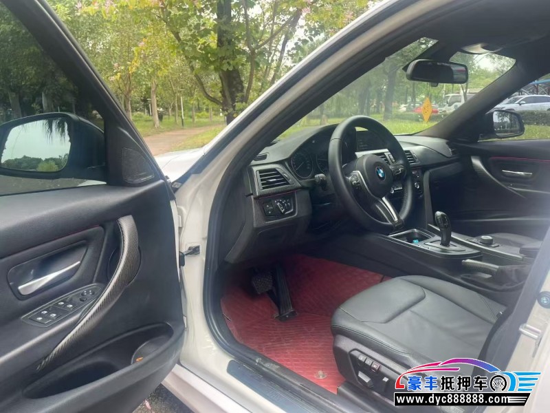 15年宝马3系轿车抵押车出售