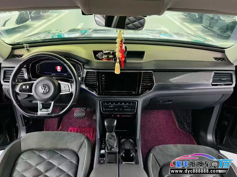 20年大众途昂轿车抵押车出售