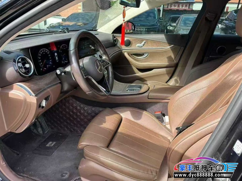 22年奔驰E轿车抵押车出售