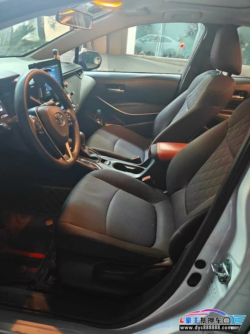 20年丰田卡罗拉轿车抵押车出售