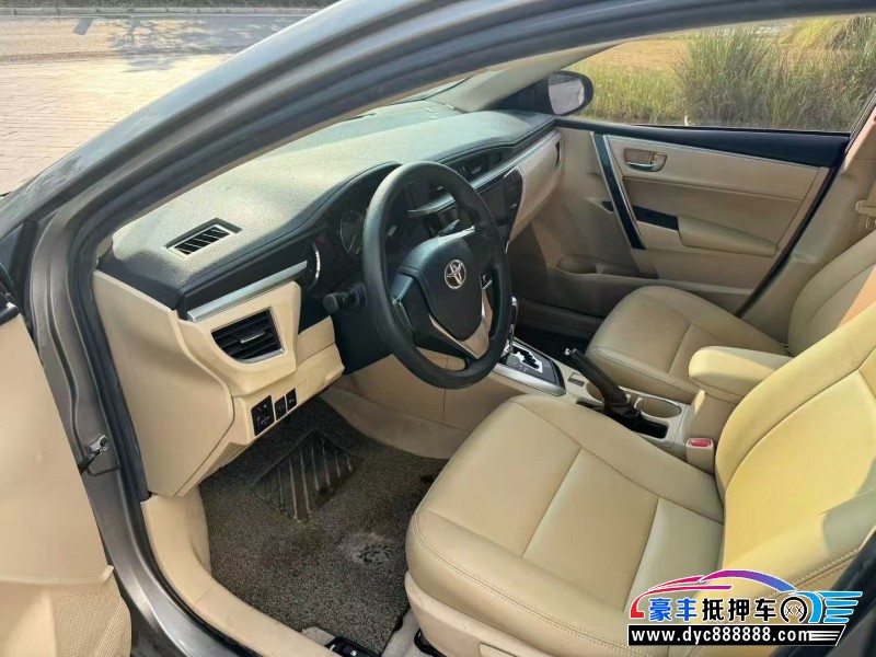 15年丰田卡罗拉轿车抵押车出售