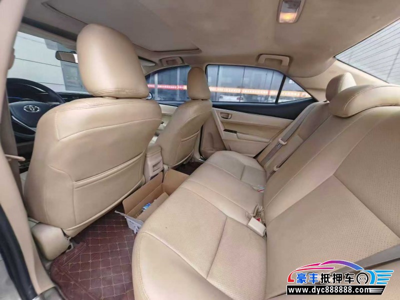 17年丰田卡罗拉轿车抵押车出售