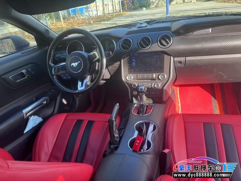 18年福特野马轿车抵押车出售